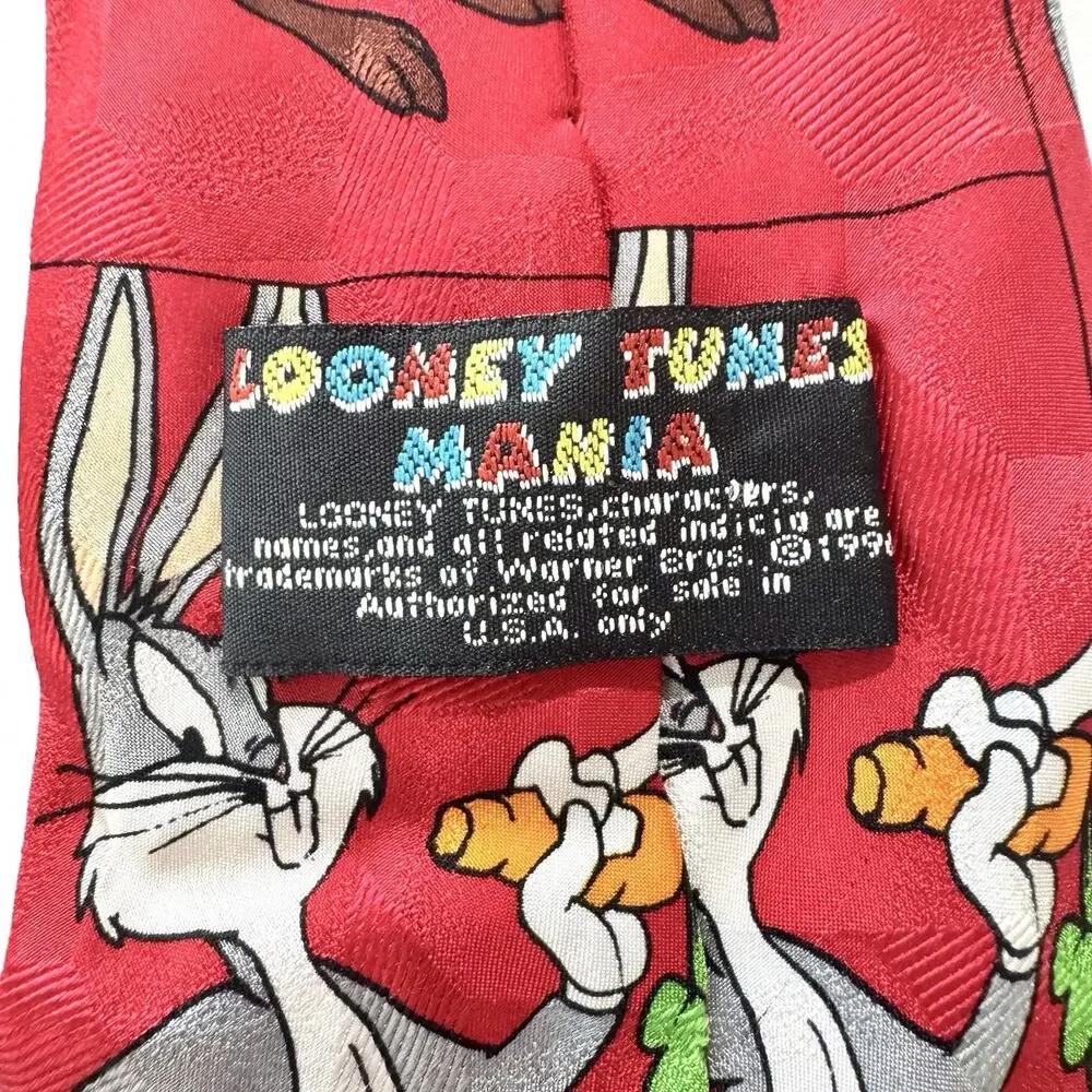 Vintage 1997 Looney Tunes Mania Silk Tie Bugs Daffy Taz Marvin Sylvester Tweety